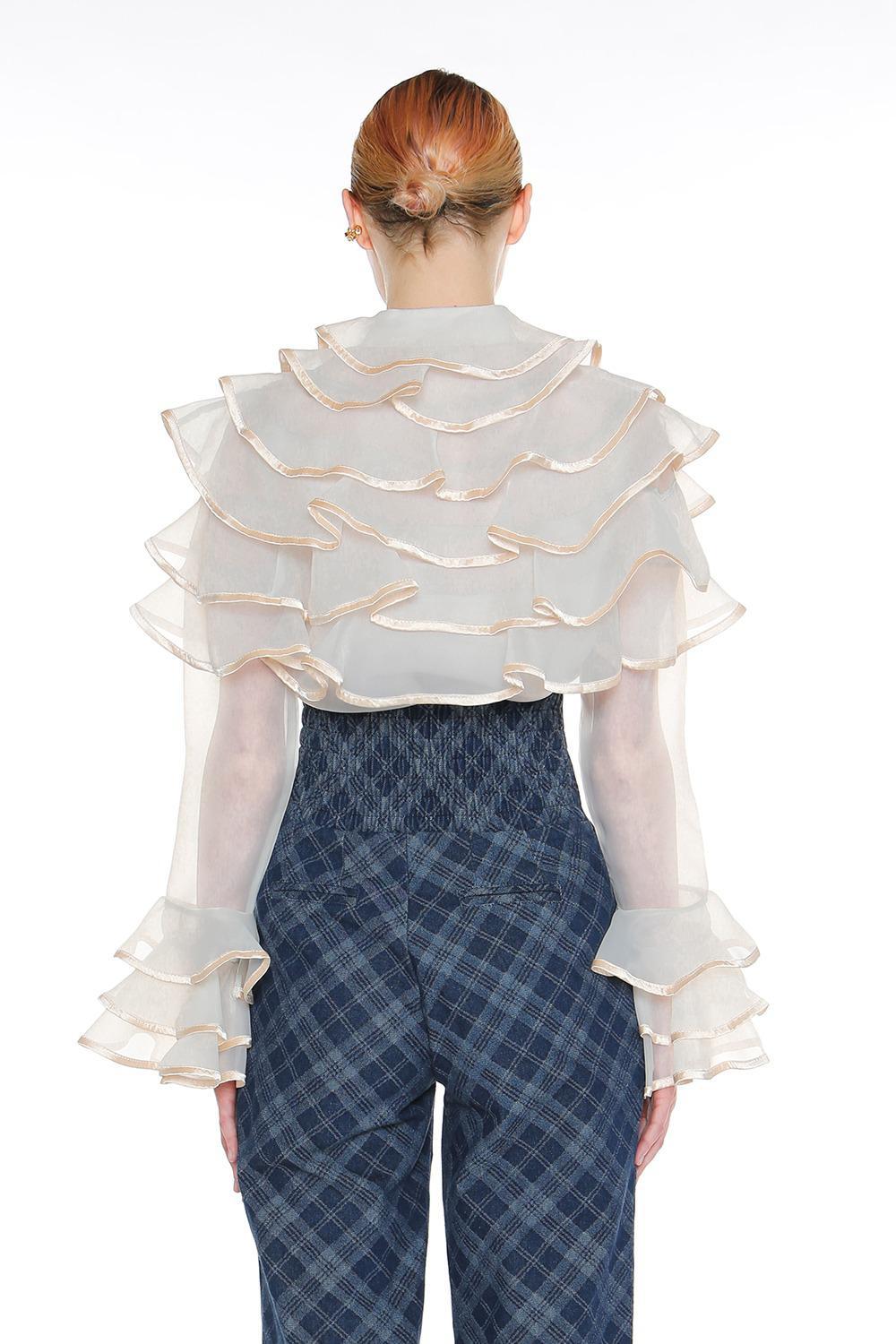 RUFFLE ME | IVORY TOP
