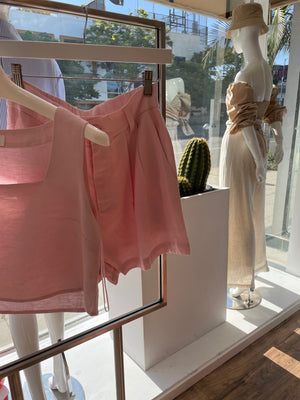 PRETTY IN PINK